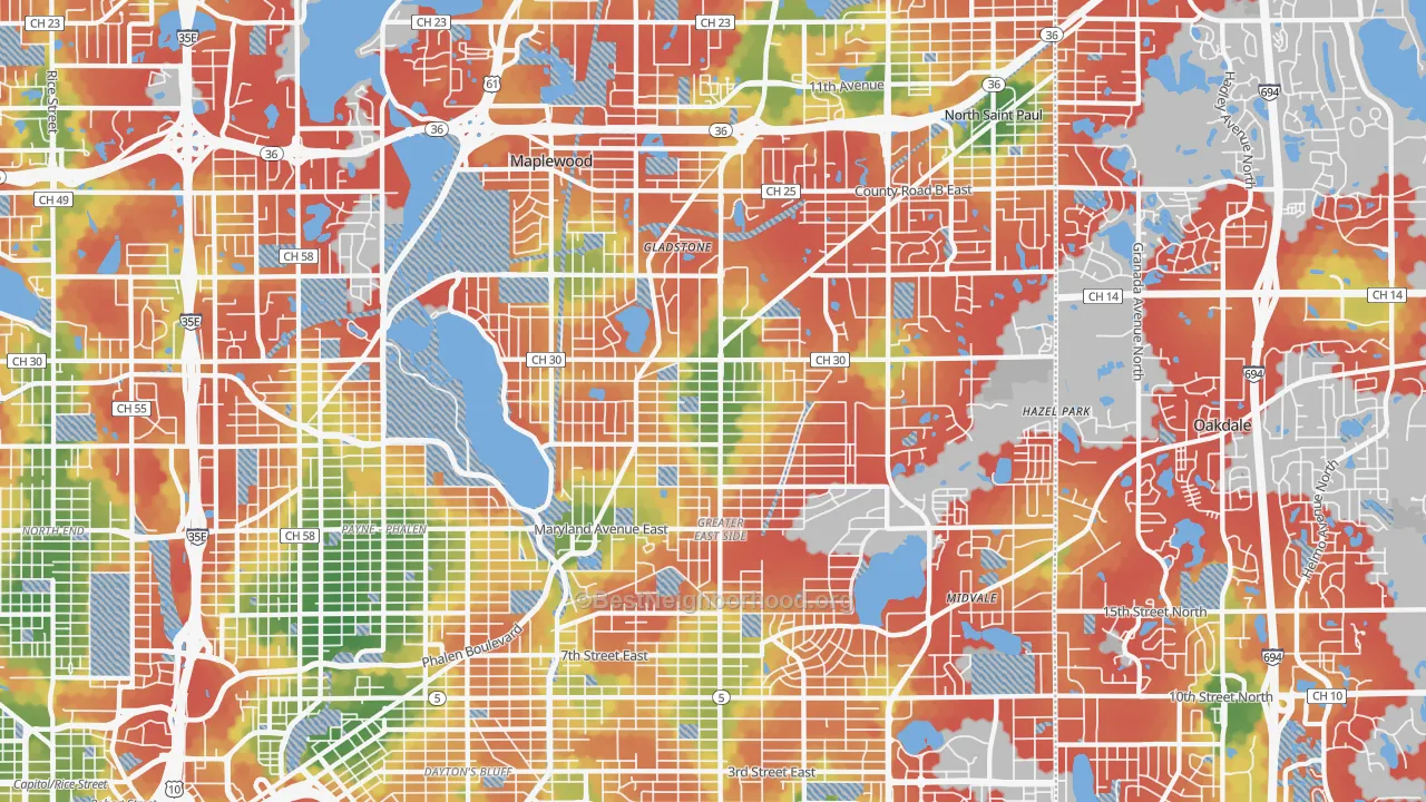 Walk Grade map of Maplewood, MN, walkable areas in green and car-dependent areas in red
