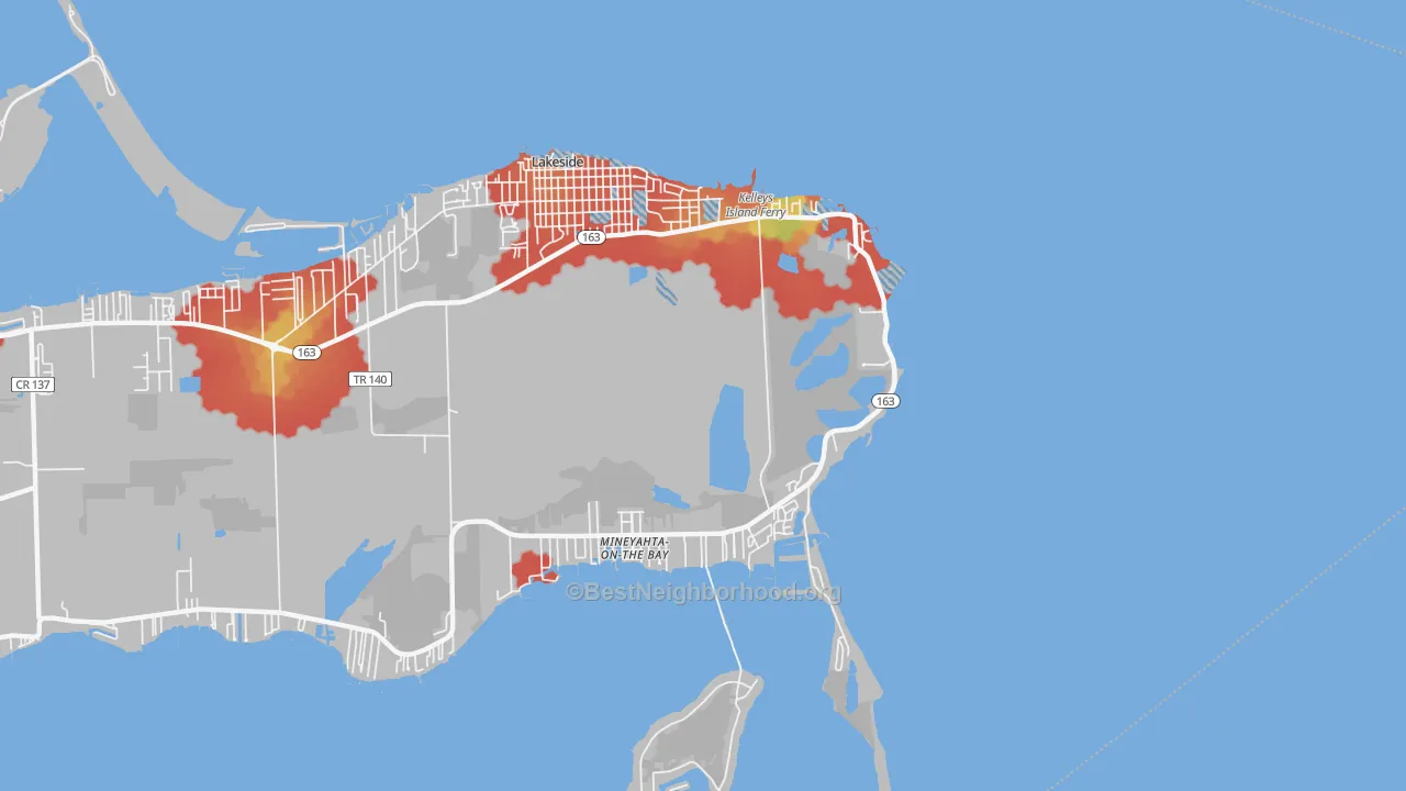 Walk Grade map of Marblehead, OH, walkable areas in green and car-dependent areas in red