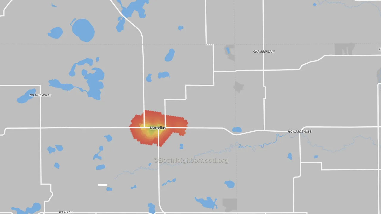 Walk Grade map of Marcellus, MI, walkable areas in green and car-dependent areas in red