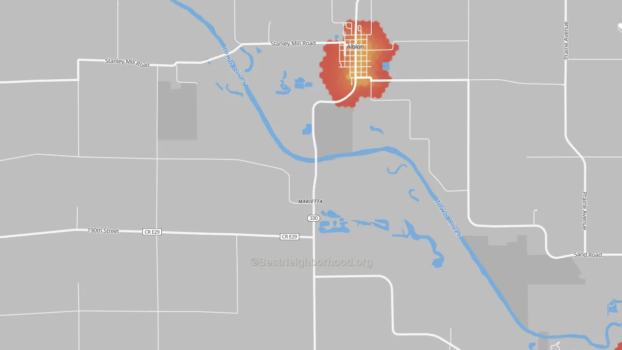 Walk Grade map of Marietta, IA, walkable areas in green and car-dependent areas in red
