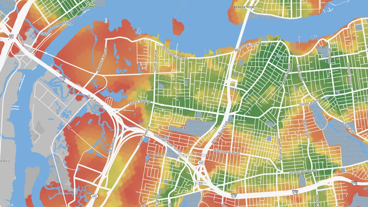 Walk Grade map of Mariners Harbor, Staten Island, NY, walkable areas in green and car-dependent areas in red