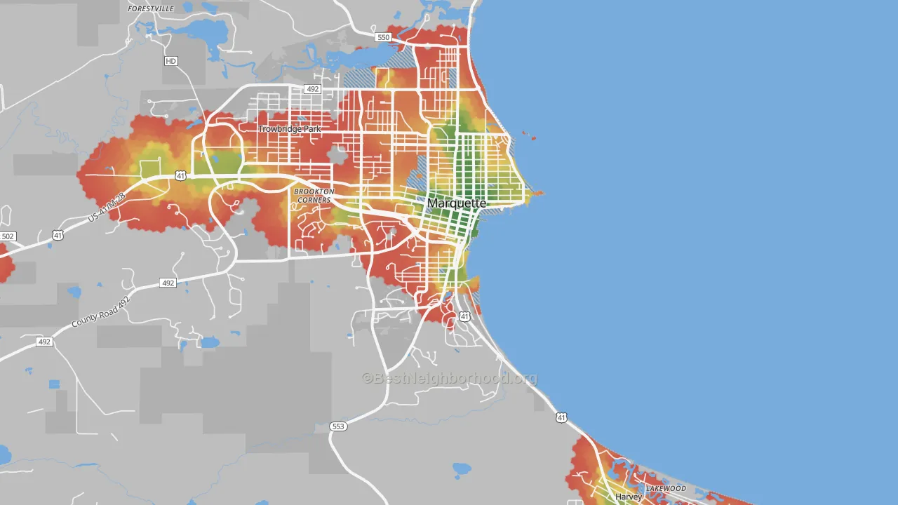 Walk Grade map of Marquette, MI, walkable areas in green and car-dependent areas in red