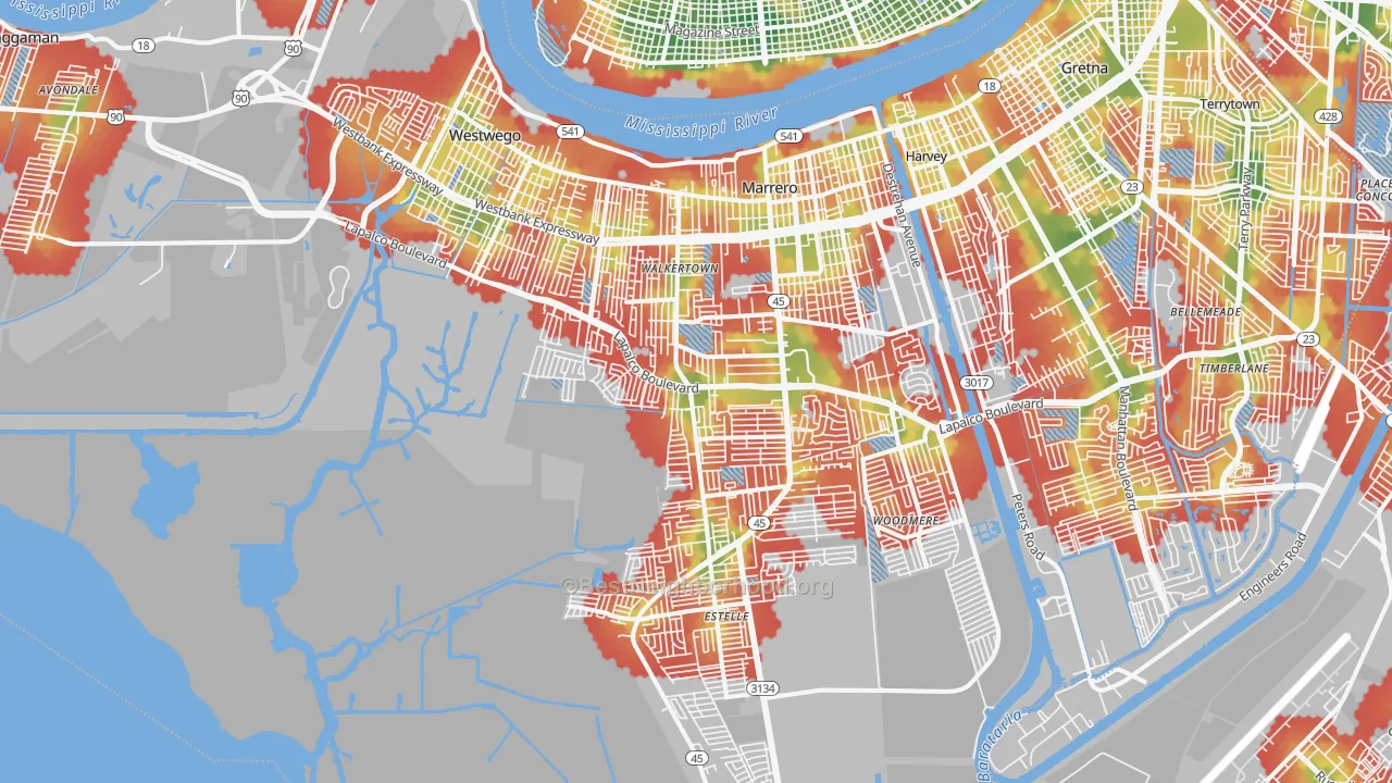 Walk Grade map of Marrero, LA, walkable areas in green and car-dependent areas in red