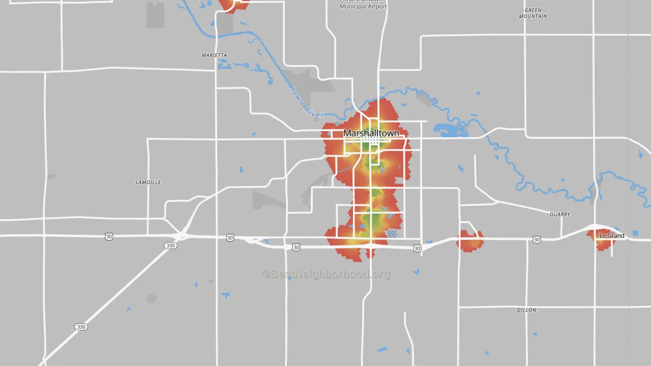 Walk Grade map of Marshall County, IA, walkable areas in green and car-dependent areas in red