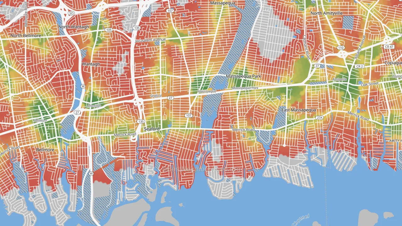 Walk Grade map of Massapequa, NY, walkable areas in green and car-dependent areas in red