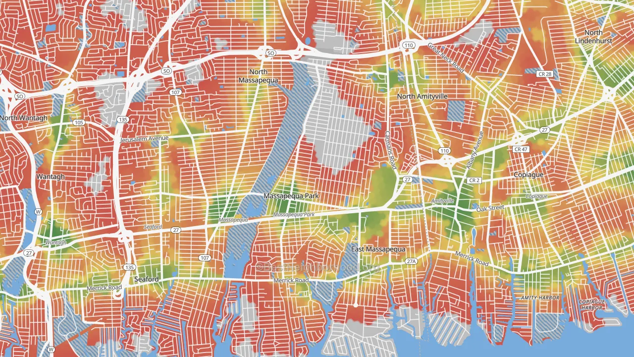 Walk Grade map of Massapequa Park, NY, walkable areas in green and car-dependent areas in red