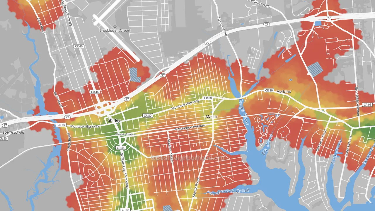 Walk Grade map of Mastic, NY, walkable areas in green and car-dependent areas in red