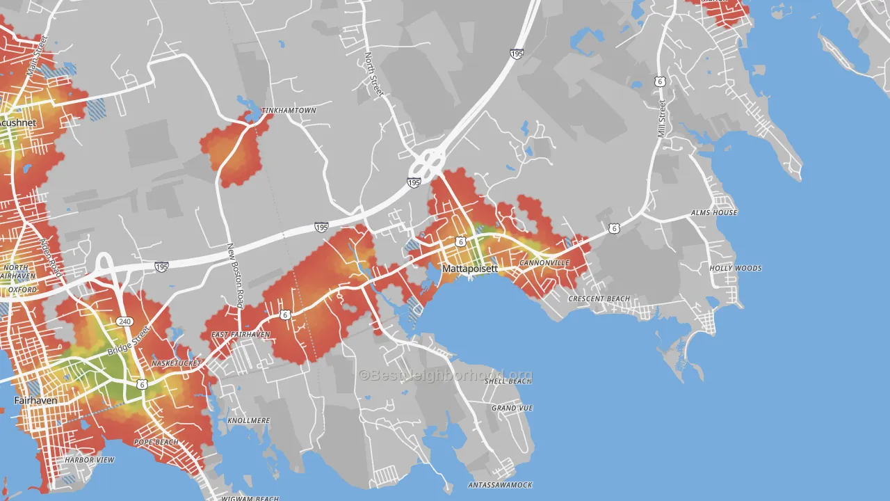 Walk Grade map of Mattapoisett, MA, walkable areas in green and car-dependent areas in red