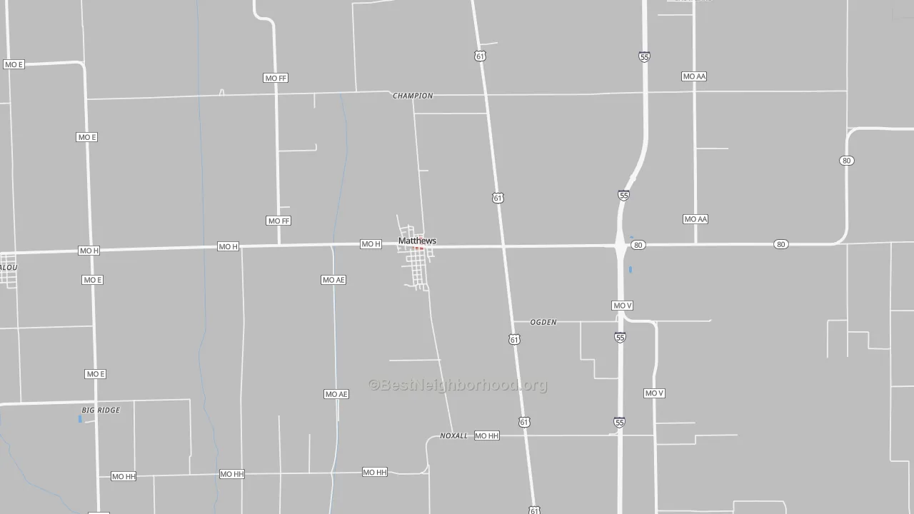 Walk Grade map of Matthews, MO, walkable areas in green and car-dependent areas in red