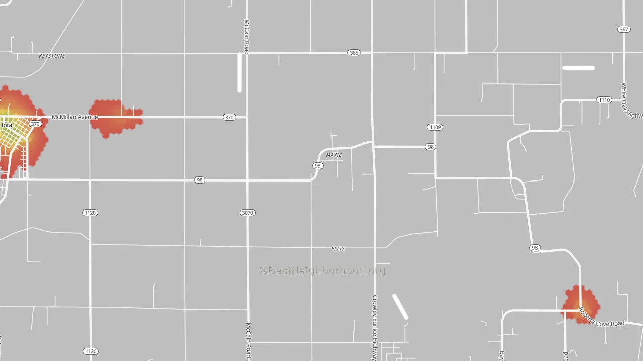 Walk Grade map of Maxie, LA, walkable areas in green and car-dependent areas in red