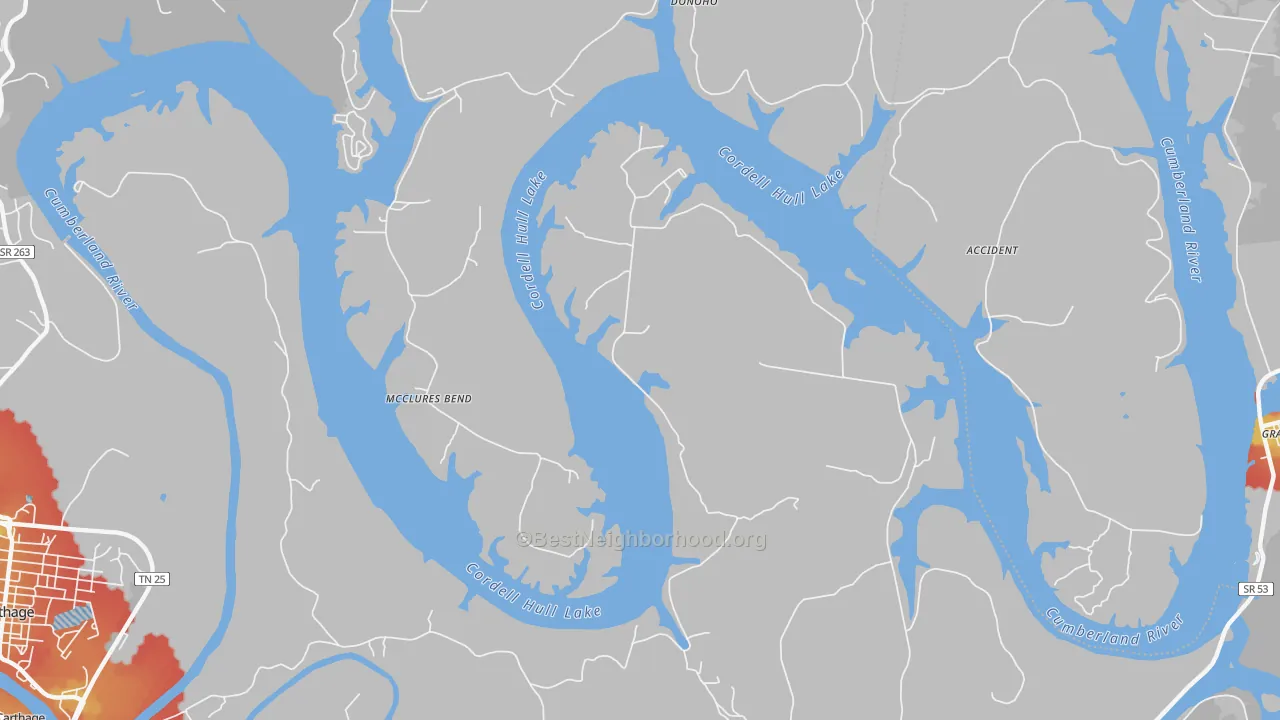 Walk Grade map of McClures Bend, TN, walkable areas in green and car-dependent areas in red