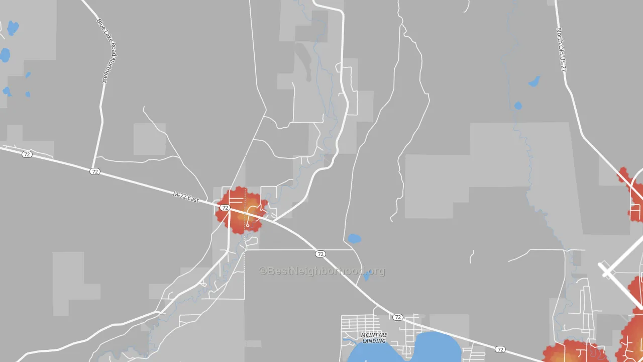 Walk Grade map of McIntyre Landing, MI, walkable areas in green and car-dependent areas in red