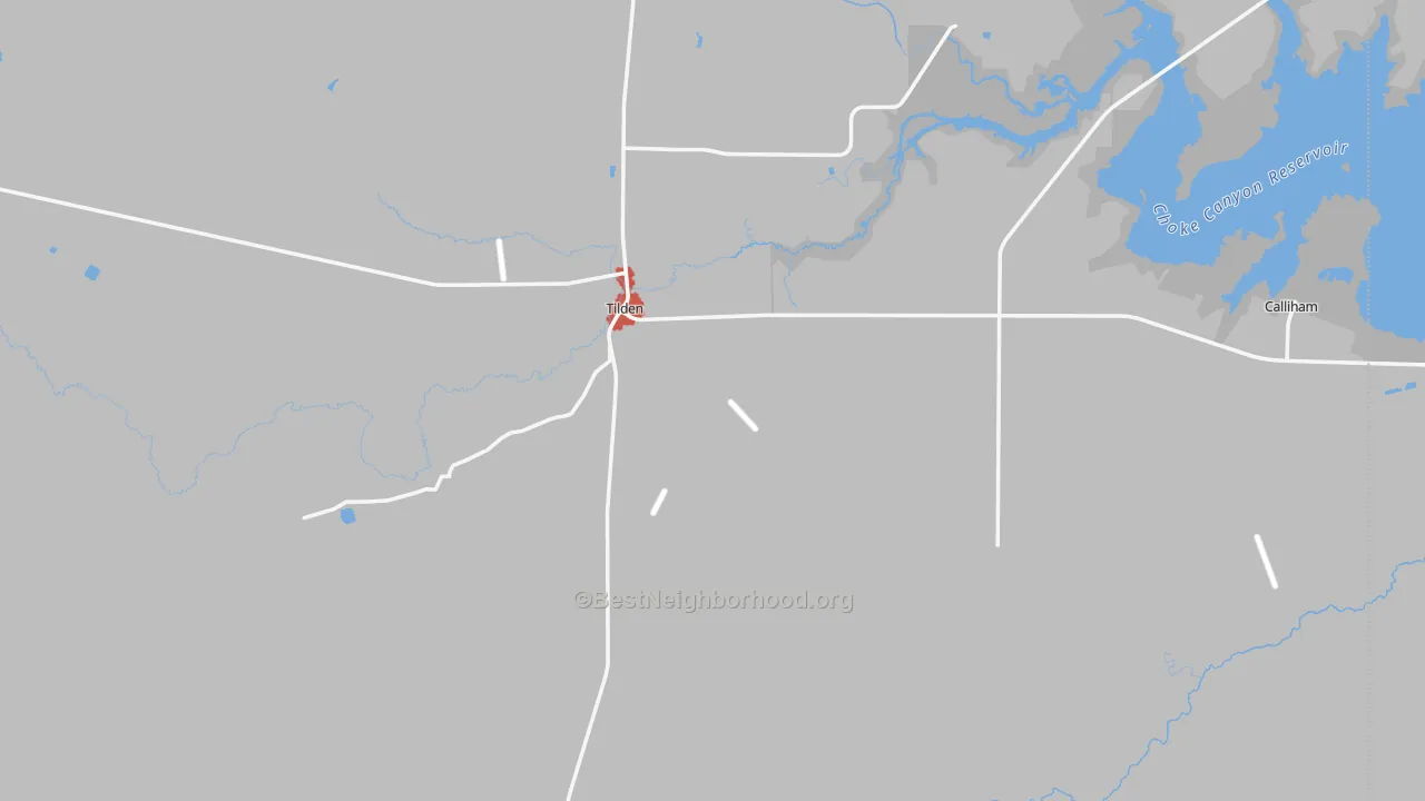 Walk Grade map of McMullen County, TX, walkable areas in green and car-dependent areas in red