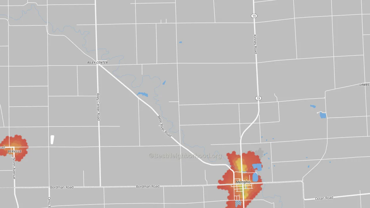Walk Grade map of Memphis, MI, walkable areas in green and car-dependent areas in red