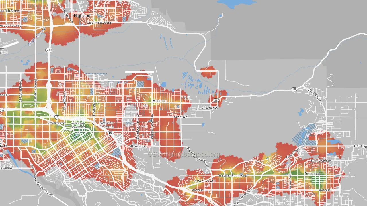 Walk Grade map of Mentone, CA, walkable areas in green and car-dependent areas in red