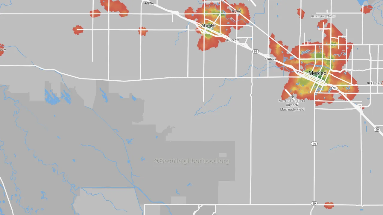 Walk Grade map of Merced County, CA, walkable areas in green and car-dependent areas in red