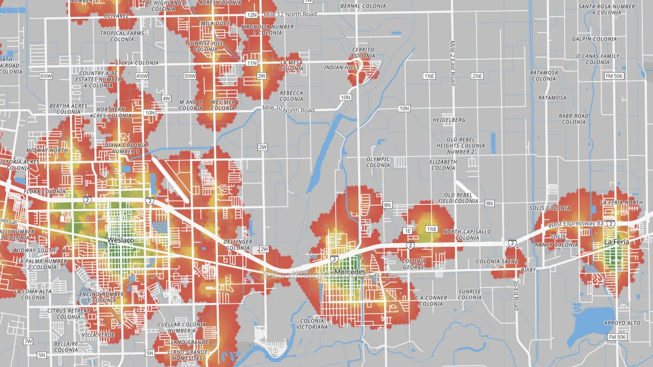 Walk Grade map of Mercedes, TX, walkable areas in green and car-dependent areas in red