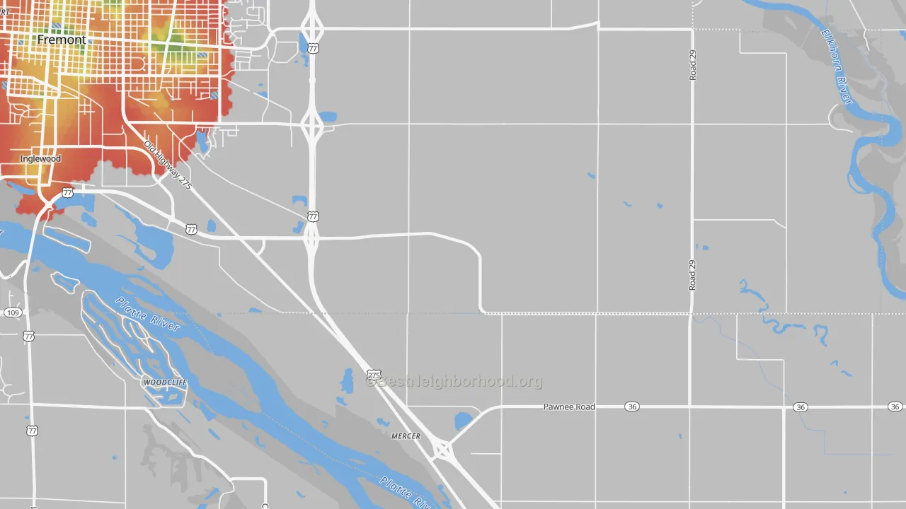 Walk Grade map of Mercer, NE, walkable areas in green and car-dependent areas in red