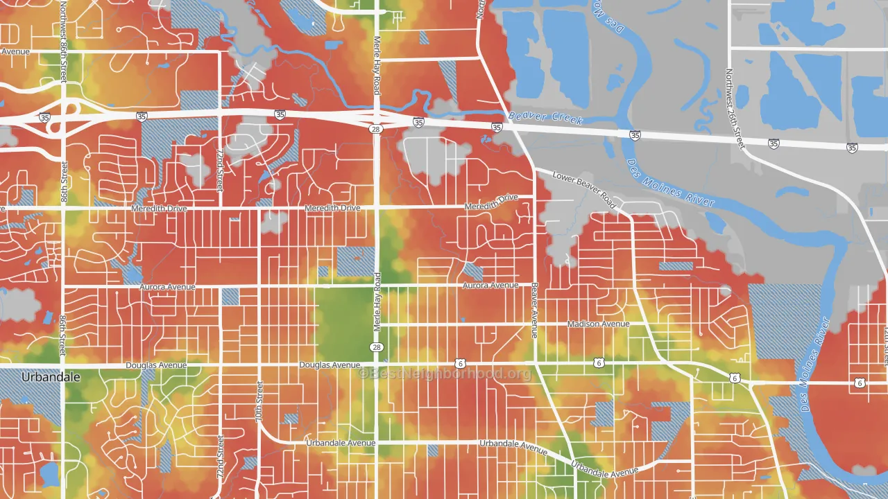 Walk Grade map of Meredith, Des Moines, IA, walkable areas in green and car-dependent areas in red