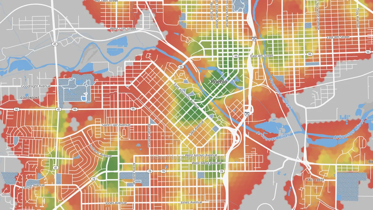 Walk Grade map of Mesa Junction, Pueblo, CO, walkable areas in green and car-dependent areas in red