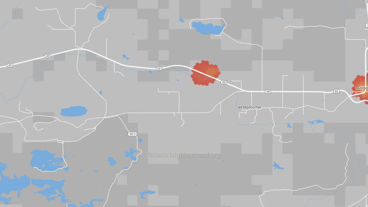 Walk Grade map of Metropolitan, MI, walkable areas in green and car-dependent areas in red