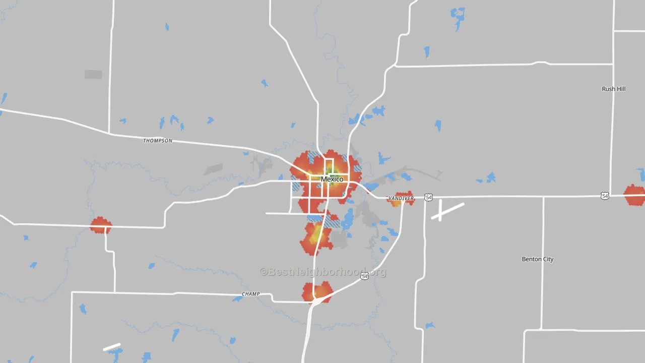 Walk Grade map of Mexico, MO, walkable areas in green and car-dependent areas in red