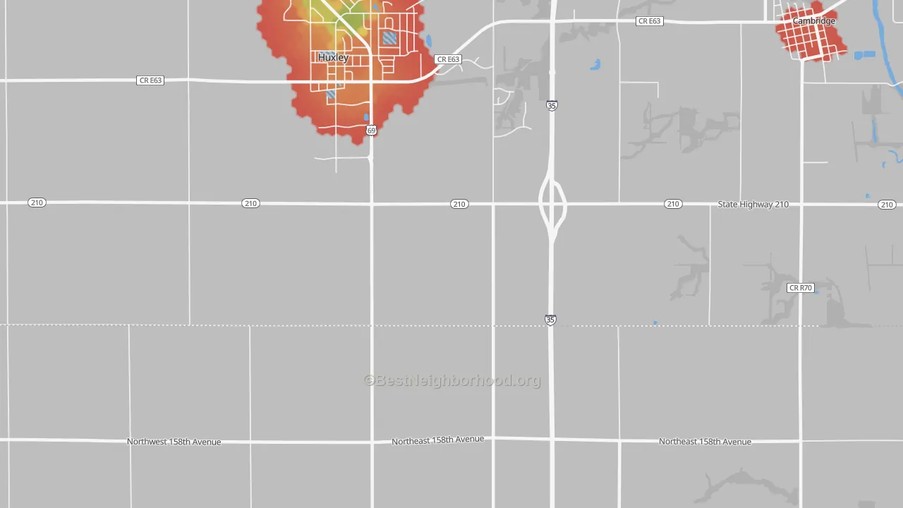 Walk Grade map of Midvale, IA, walkable areas in green and car-dependent areas in red