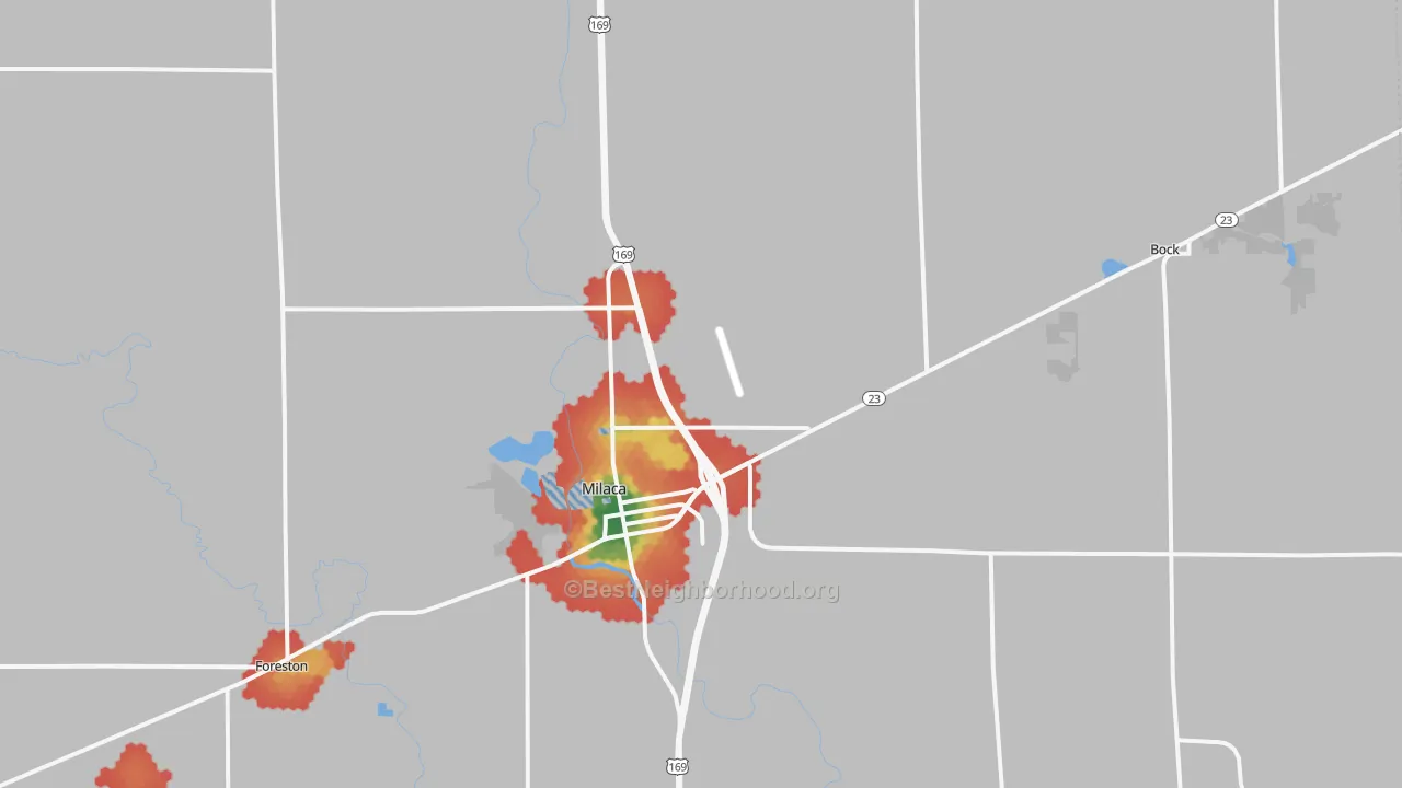 Walk Grade map of Milaca, MN, walkable areas in green and car-dependent areas in red