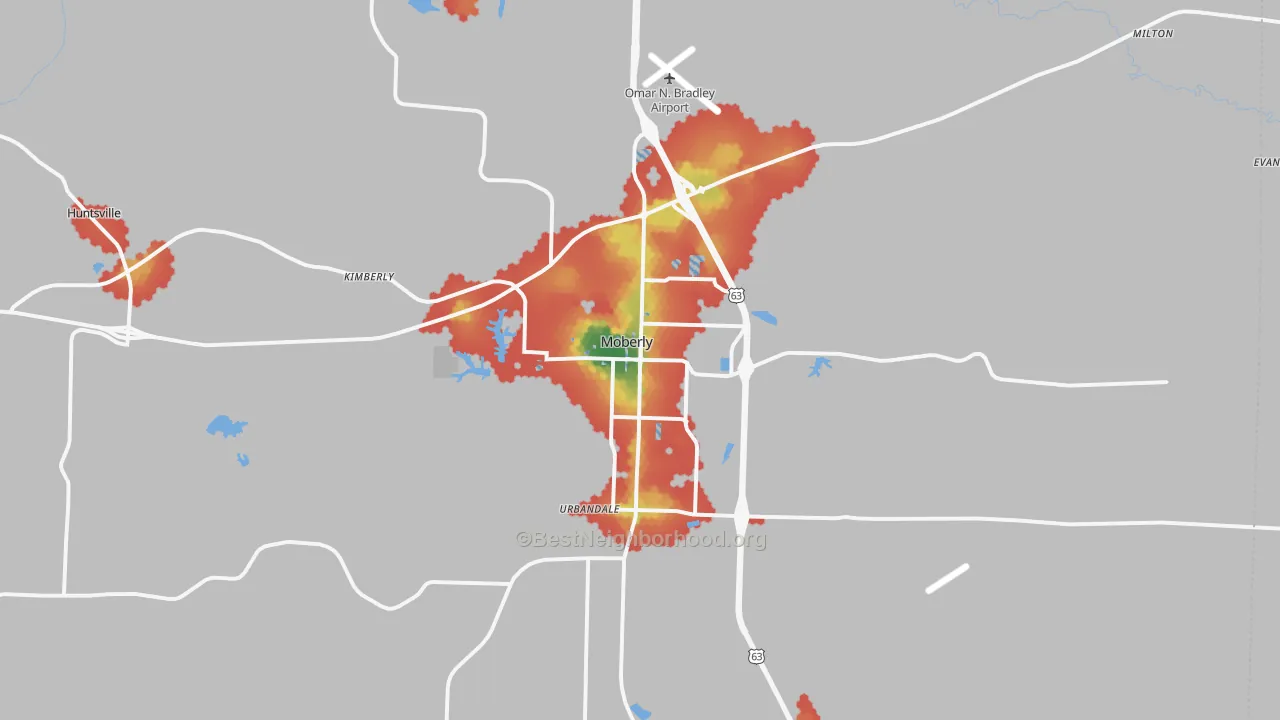 Walk Grade map of Moberly, MO, walkable areas in green and car-dependent areas in red