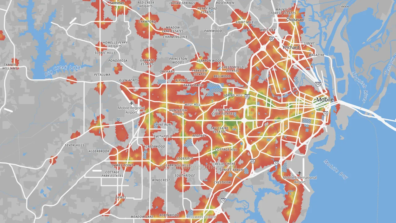 Walk Grade map of Mobile County, AL, walkable areas in green and car-dependent areas in red