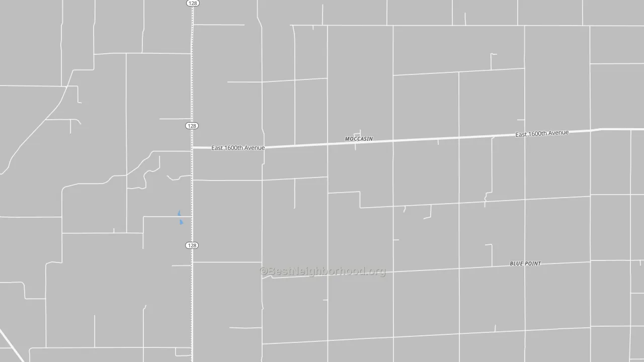 Walk Grade map of Moccasin, IL, walkable areas in green and car-dependent areas in red