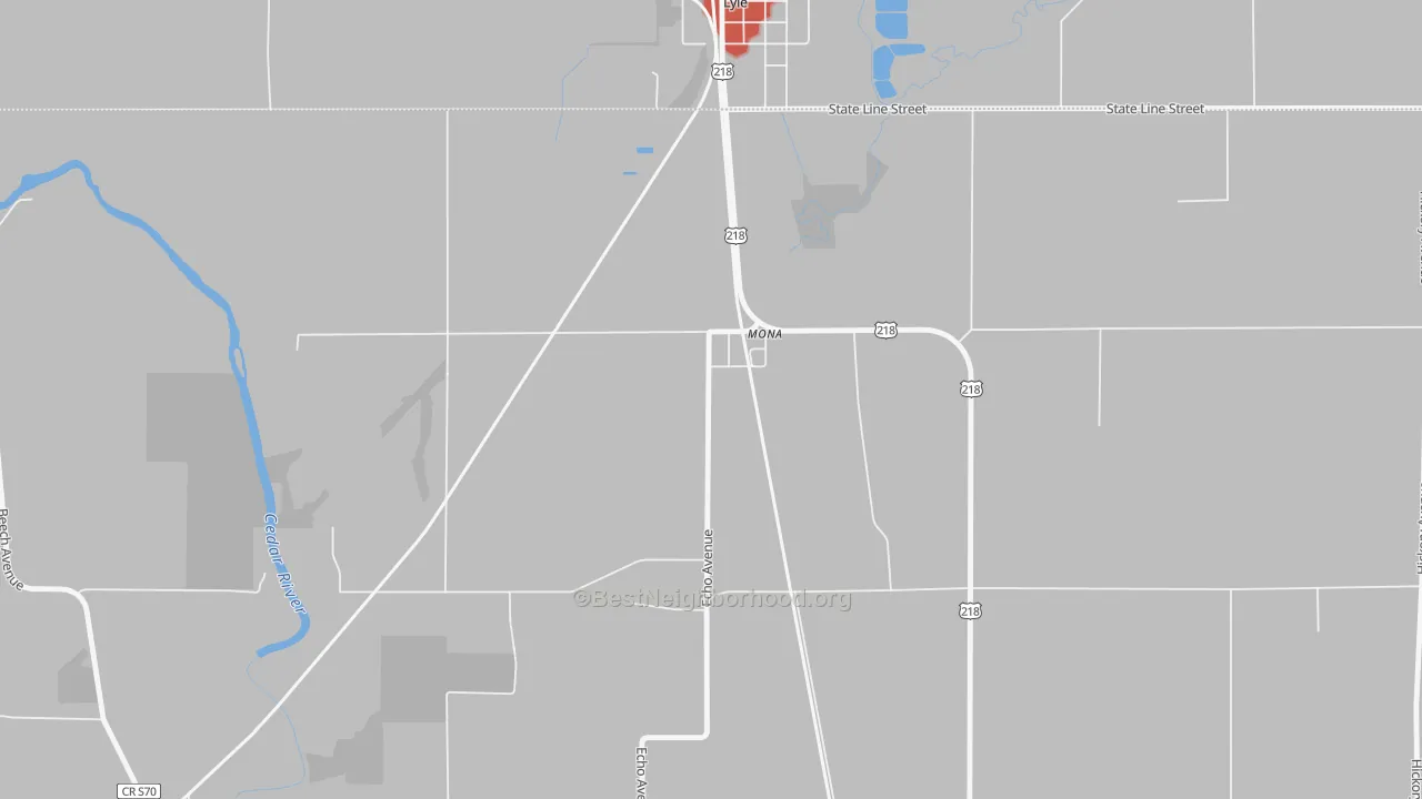 Walk Grade map of Mona, IA, walkable areas in green and car-dependent areas in red