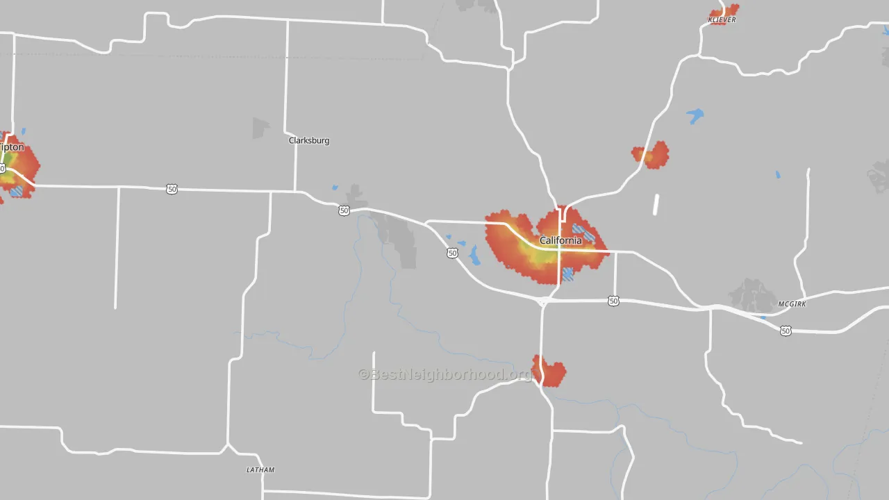 Walk Grade map of Moniteau County, MO, walkable areas in green and car-dependent areas in red