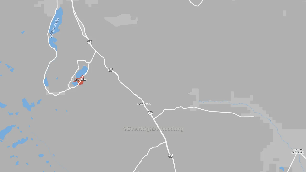 Walk Grade map of Mono County, CA, walkable areas in green and car-dependent areas in red