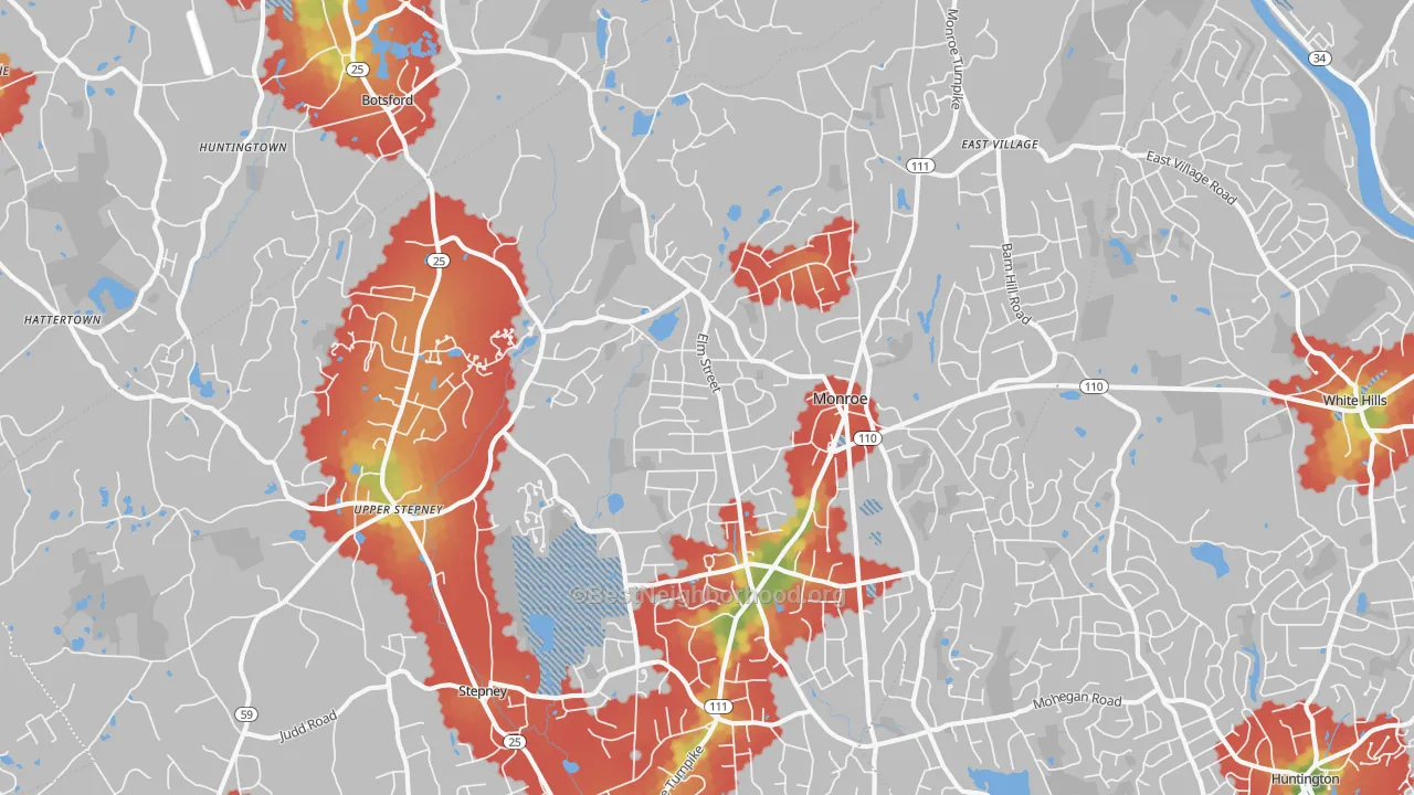 Walk Grade map of Monroe, CT, walkable areas in green and car-dependent areas in red