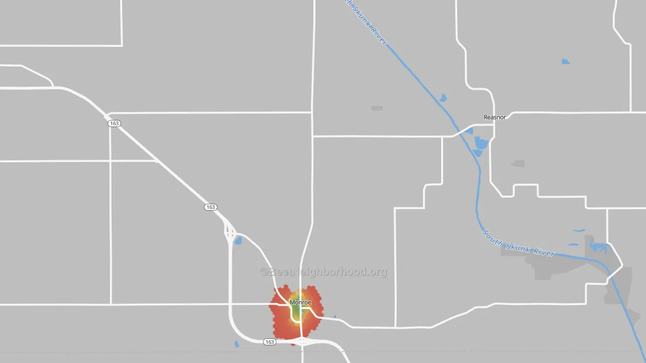 Walk Grade map of Monroe, IA, walkable areas in green and car-dependent areas in red