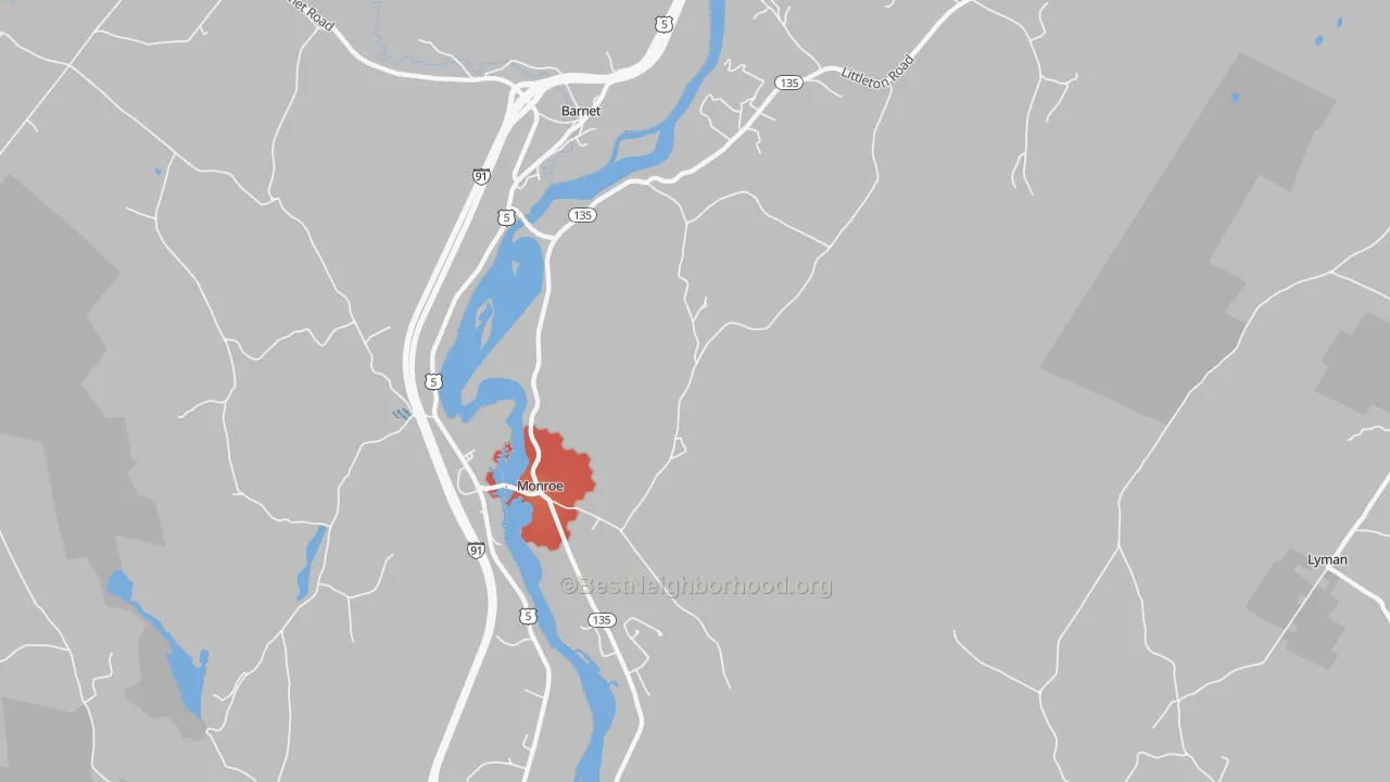 Walk Grade map of Monroe, NH, walkable areas in green and car-dependent areas in red