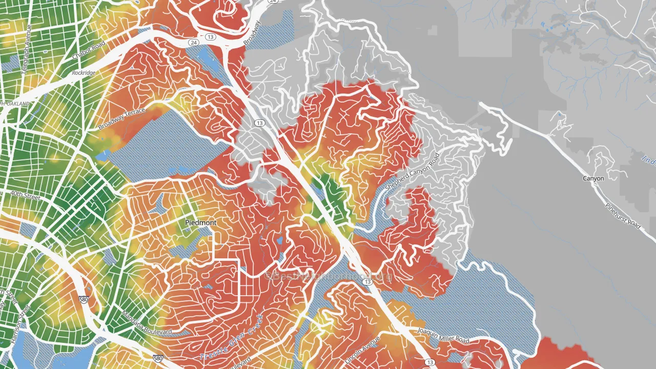 Walk Grade map of Montclair, Oakland, CA, walkable areas in green and car-dependent areas in red