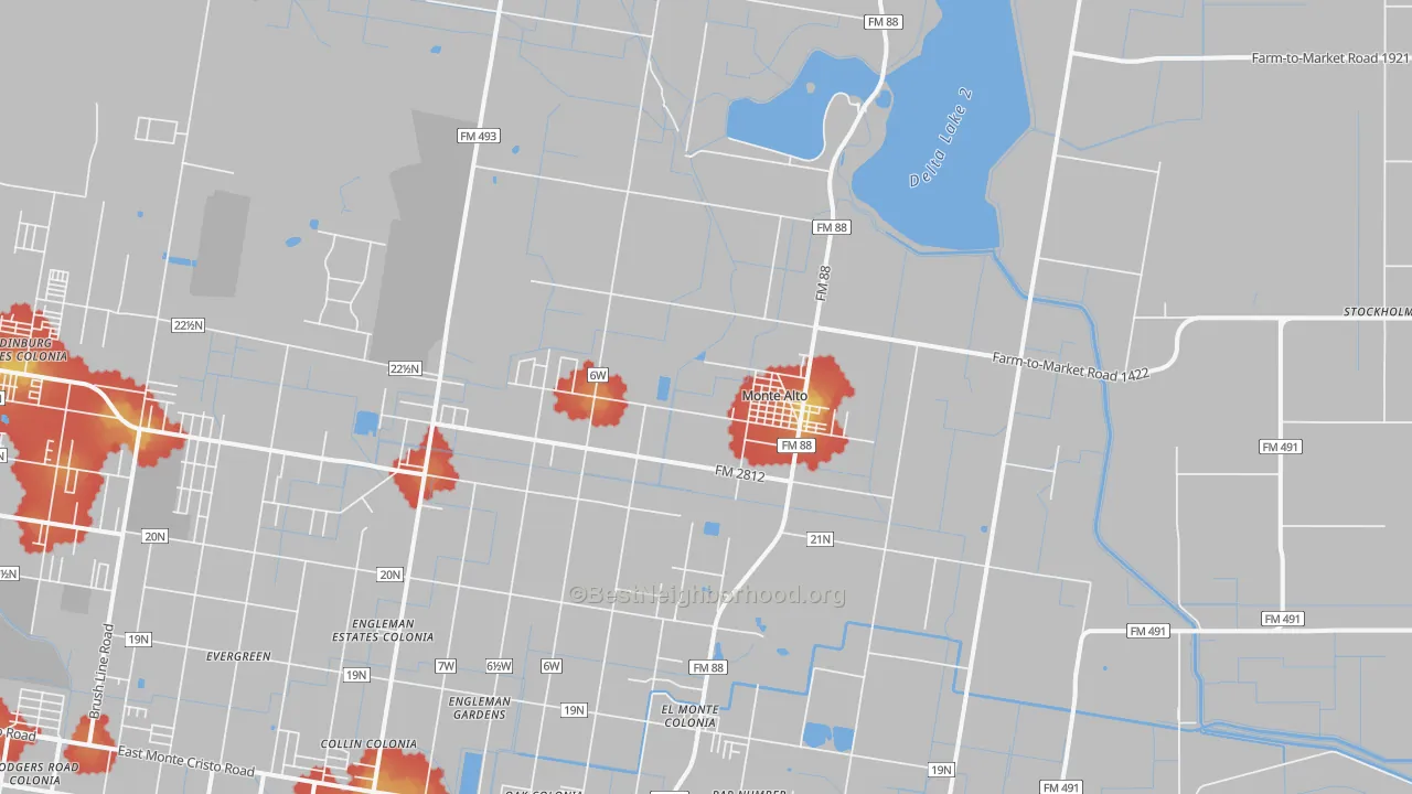 Walk Grade map of Monte Alto, TX, walkable areas in green and car-dependent areas in red