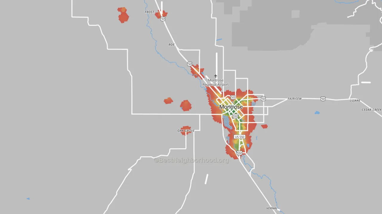 Walk Grade map of Montrose County, CO, walkable areas in green and car-dependent areas in red