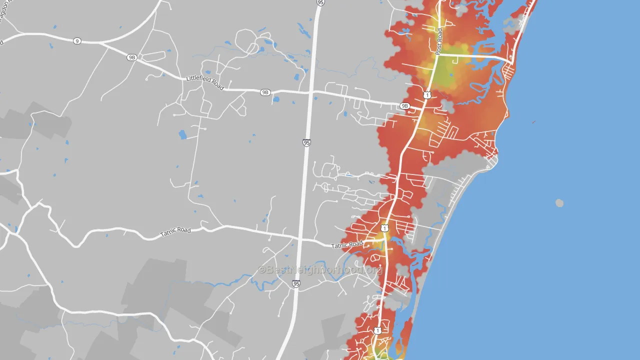 Walk Grade map of Moody, ME, walkable areas in green and car-dependent areas in red