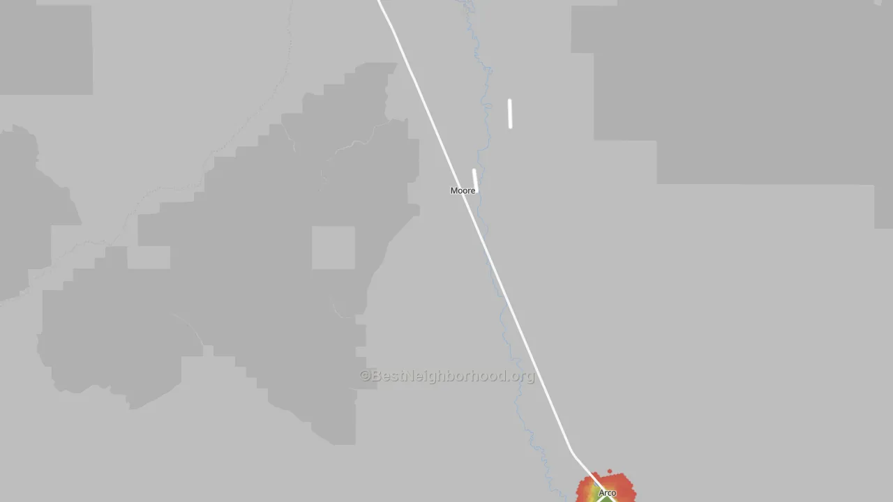 Walk Grade map of Moore, ID, walkable areas in green and car-dependent areas in red
