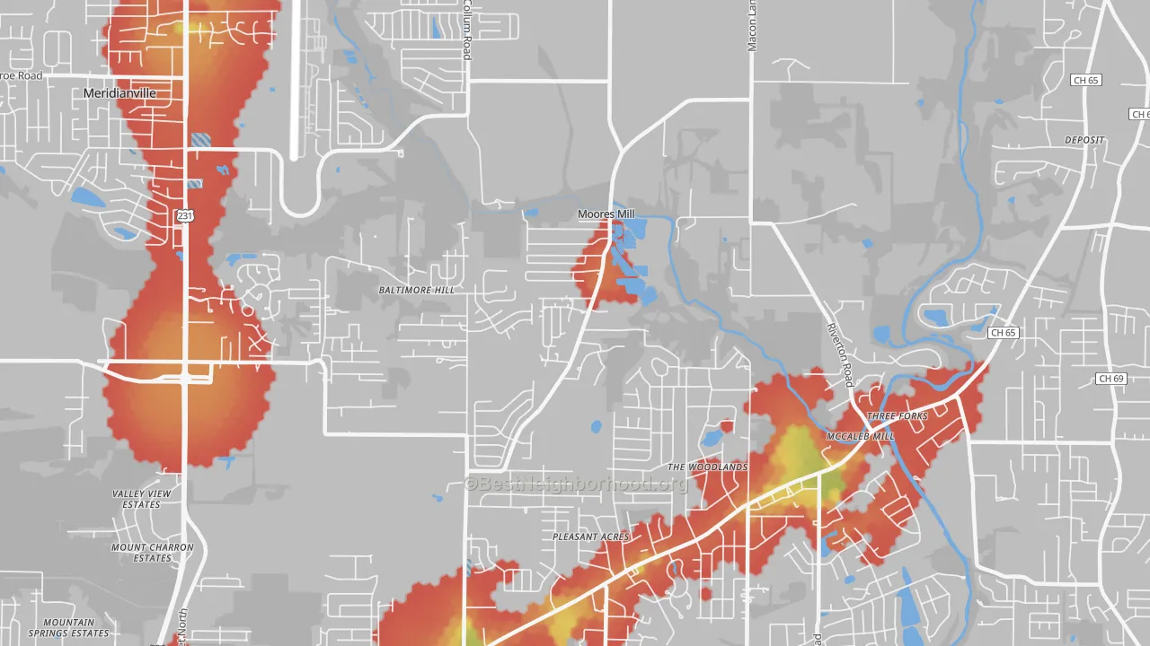 Walk Grade map of Moores Mill, AL, walkable areas in green and car-dependent areas in red
