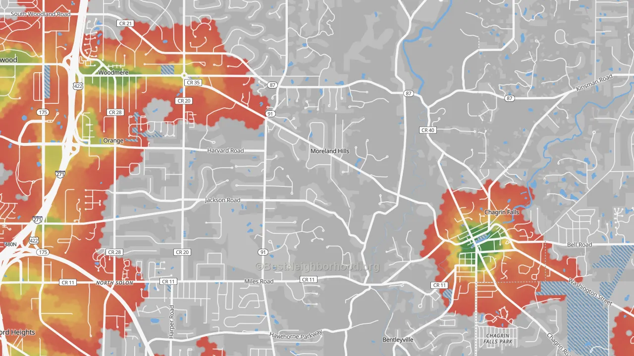 Walk Grade map of Moreland Hills, OH, walkable areas in green and car-dependent areas in red