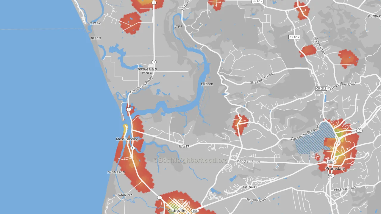 Walk Grade map of Moss Landing, CA, walkable areas in green and car-dependent areas in red