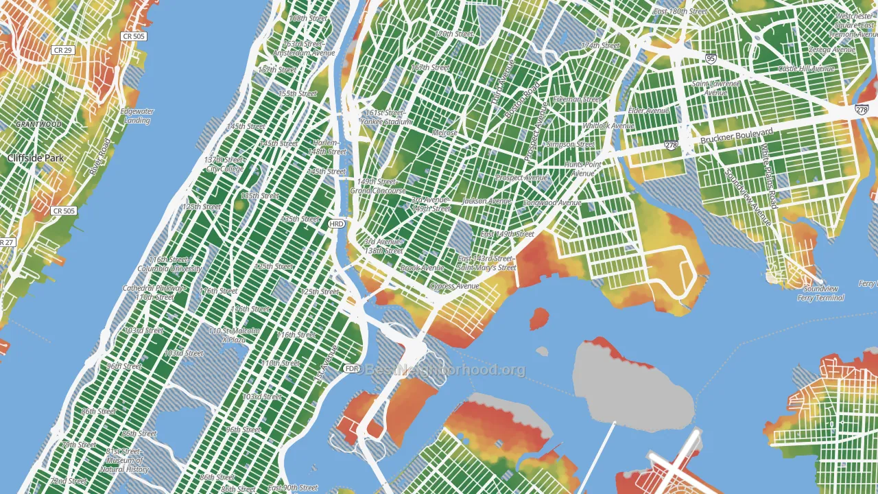 Walk Grade map of Mott Haven, Bronx, NY, walkable areas in green and car-dependent areas in red
