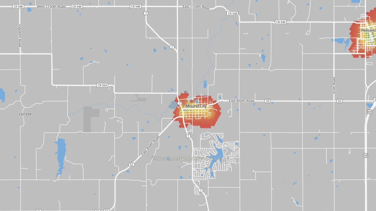 Walk Grade map of Mound City, KS, walkable areas in green and car-dependent areas in red