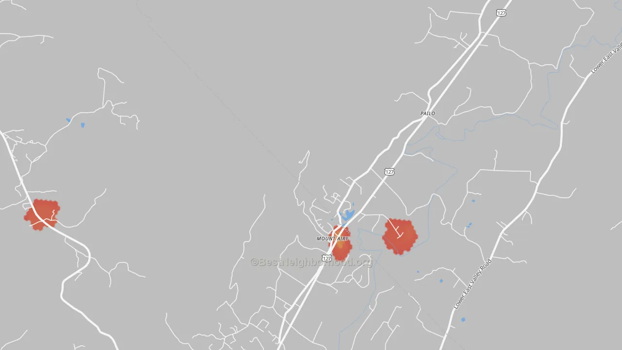 Walk Grade map of Mount Airy, TN, walkable areas in green and car-dependent areas in red