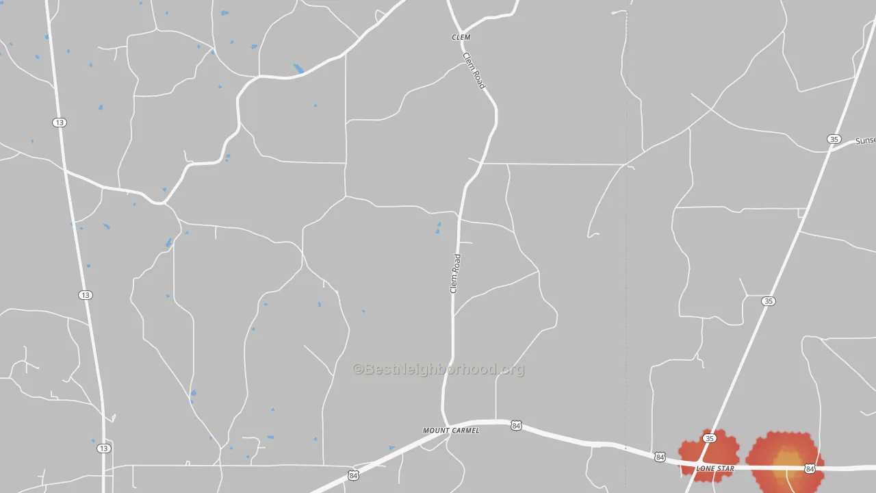 Walk Grade map of Mount Carmel, MS, walkable areas in green and car-dependent areas in red