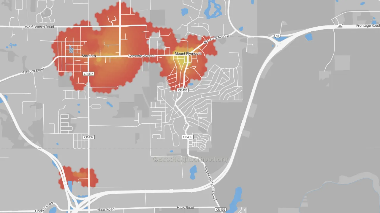 Walk Grade map of Mount Plymouth, FL, walkable areas in green and car-dependent areas in red